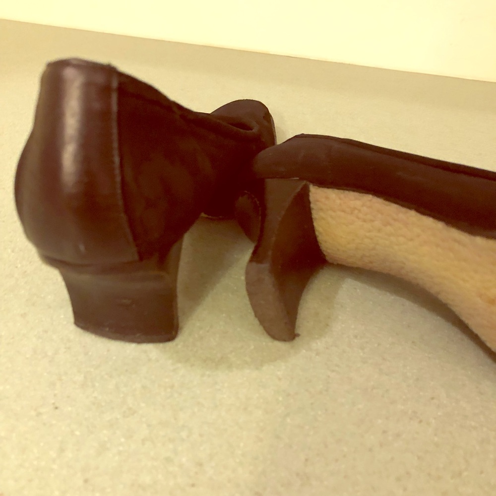 Donald J Pliner pumps